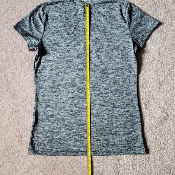 Under Armour Size XS Lot - 2 Motion Leggings Fitted Ankle Leg & Gray Top - Picture 14 of 14